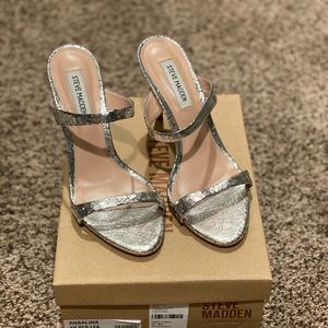 Steve Madden Rosalina in Silver 7.5